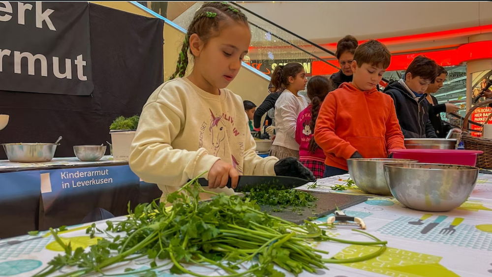 Kochaktion-Wie-ein-Netzwerk-Kinderarmut-in-Leverkusen-in-den-Fokus-ruecken-will